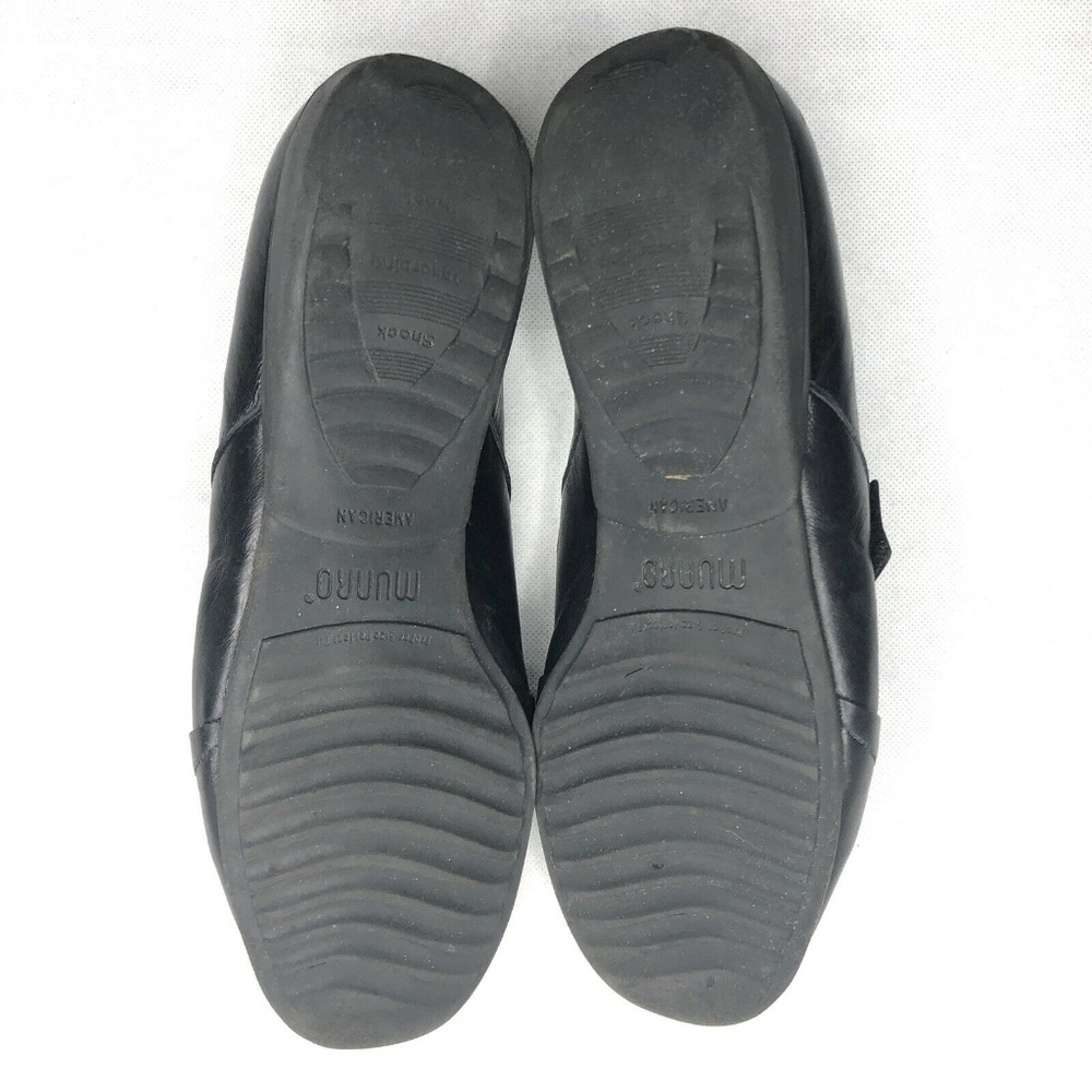 Munro American Slip On Flat Black Leather Button - Picture 6 of 8